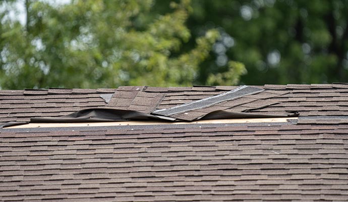 damage roof for storm